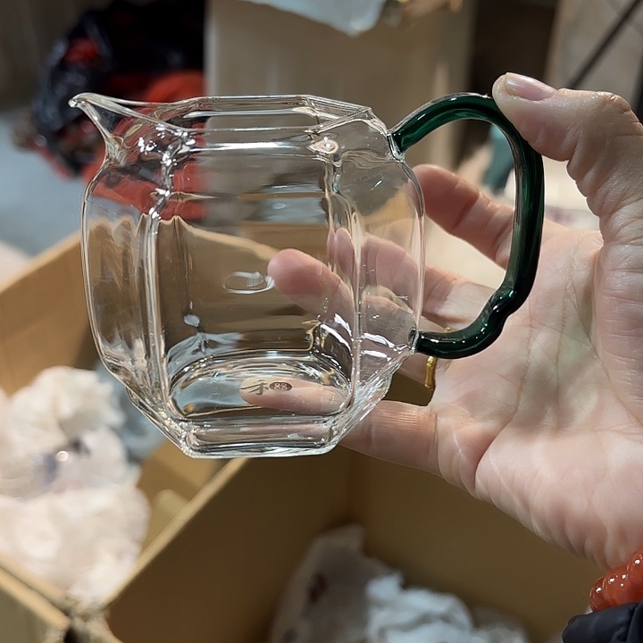 公杯六角墨绿。            