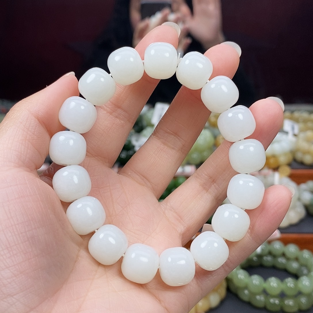 和田玉手链未镶嵌