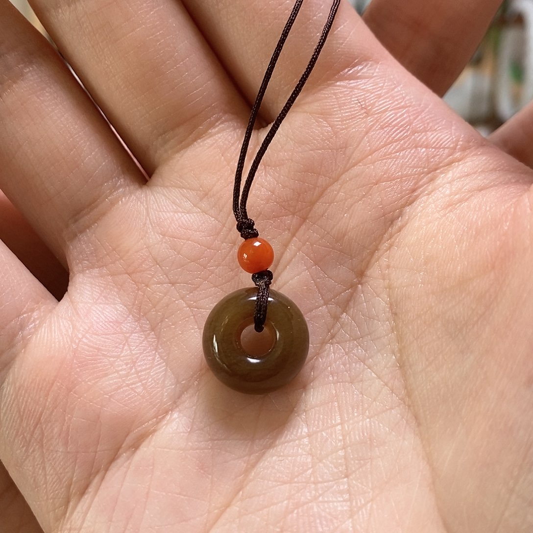 和田玉挂件未镶嵌慢***姐