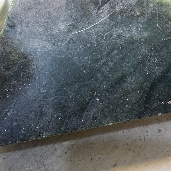 透闪石质玉珠宝半成品未镶嵌洪***虾