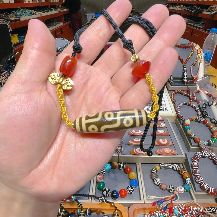 未镶嵌玛瑙/玉髓珠宝奇石