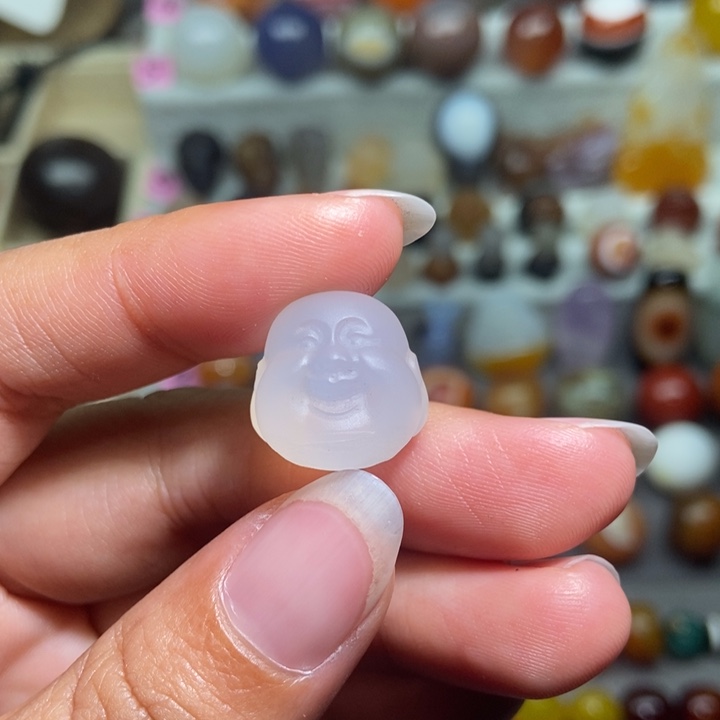 未镶嵌配珠打三通不退不换玛瑙/玉髓滴**答