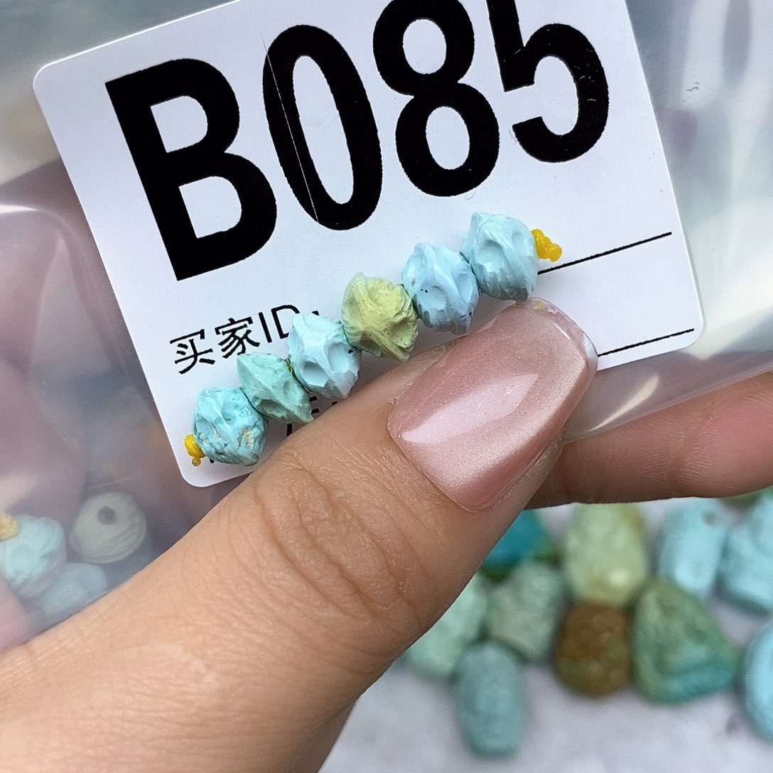 绿松石配饰未镶嵌