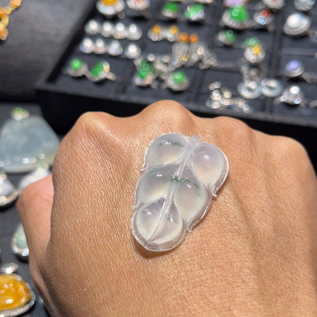 翡翠未镶嵌挂件缅甸翡翠