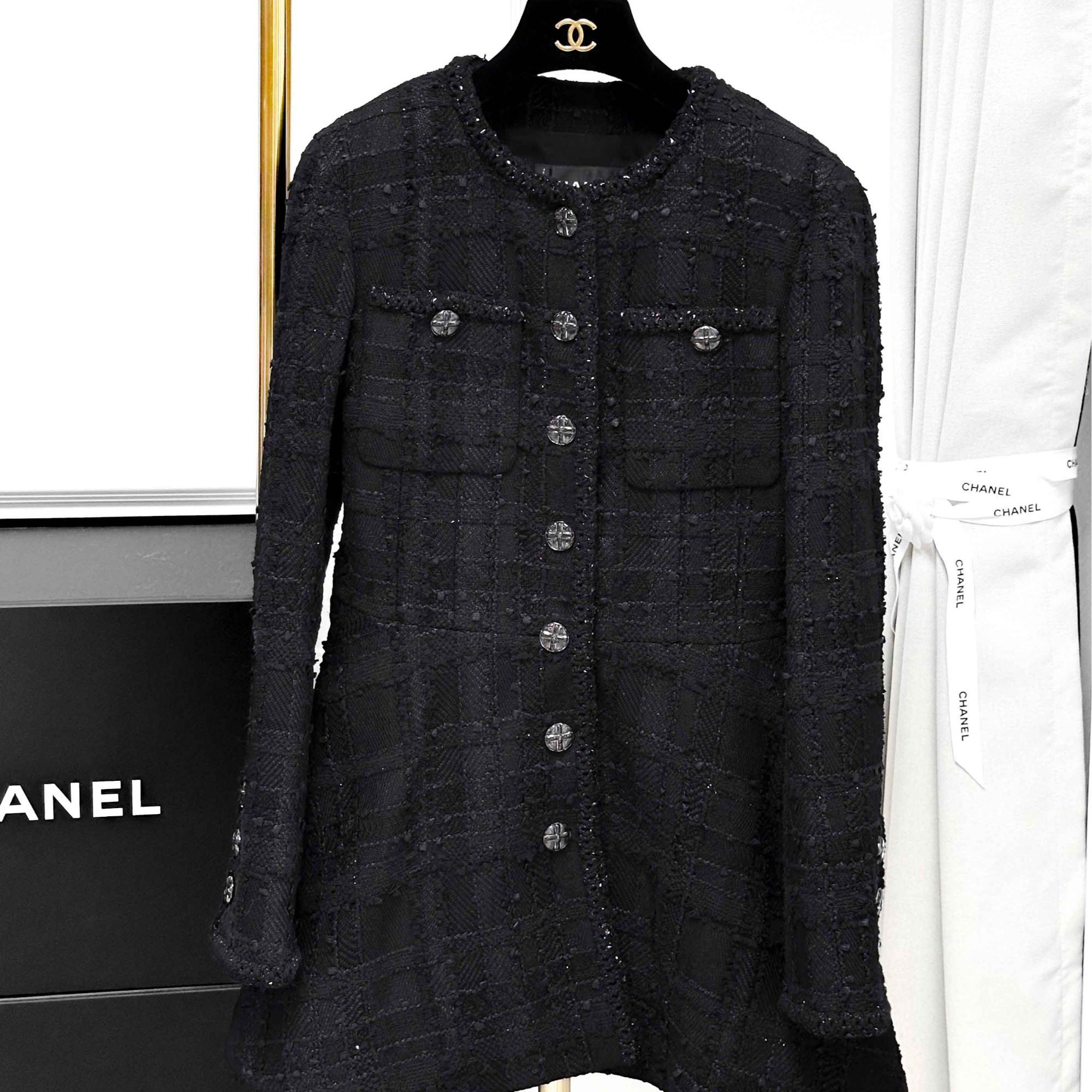 99新 Chanel/香奈儿 36码23S黑色细闪钻扣粗花呢裙摆外套