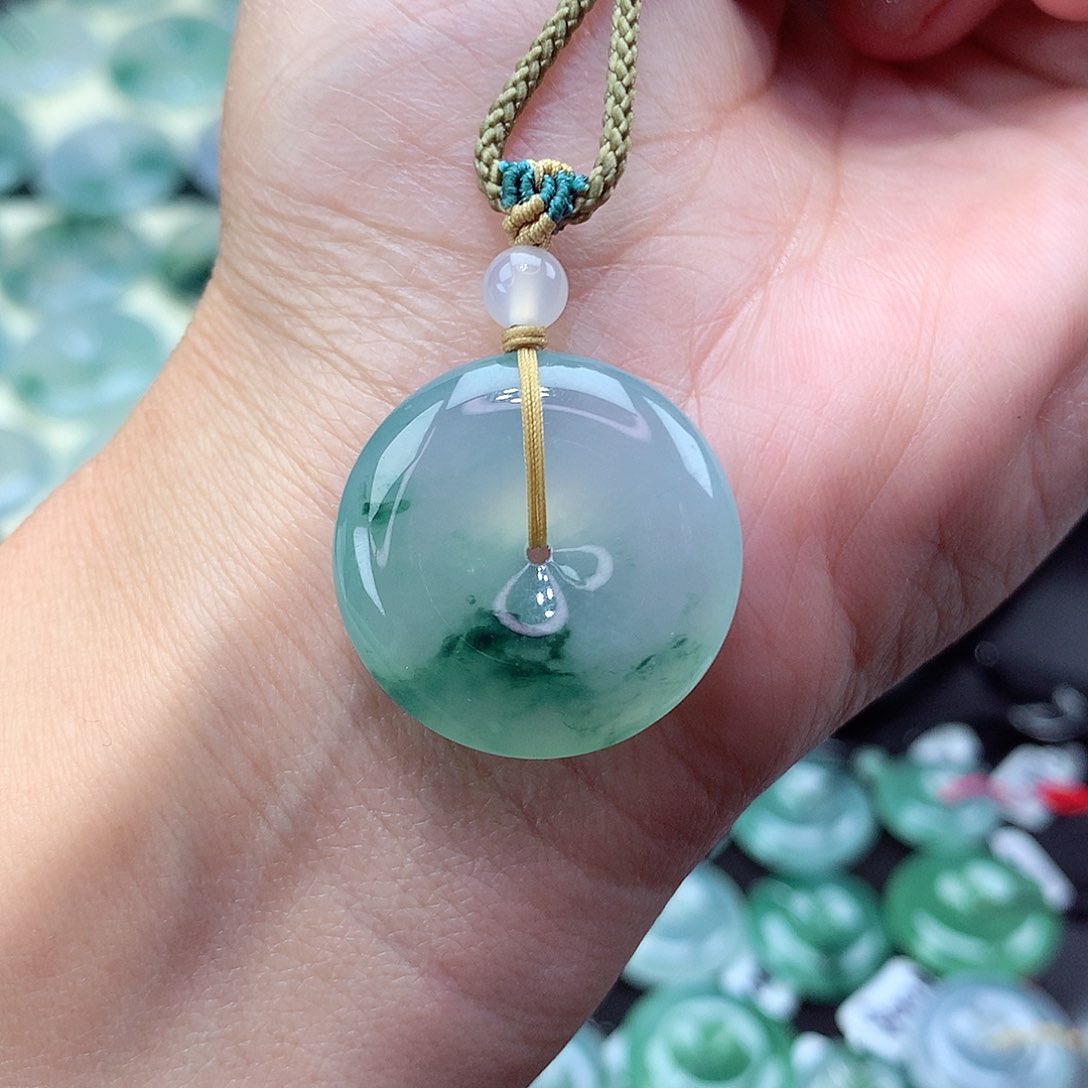 翡翠颈饰未镶嵌尺寸24.1/6