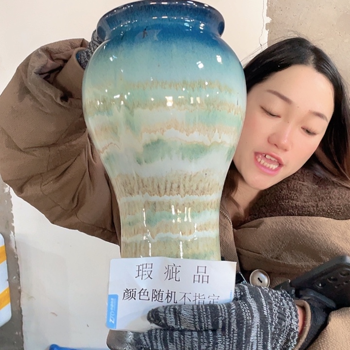 瑕疵16/38一个颜色随机