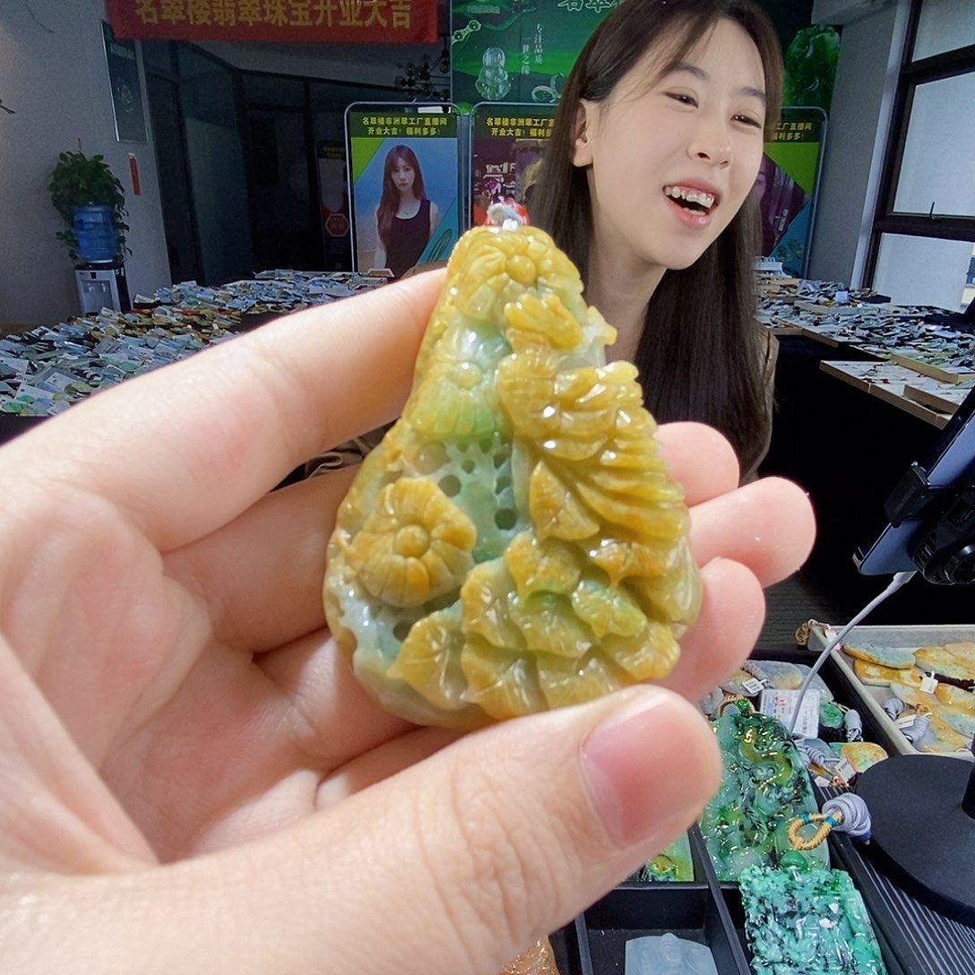 颈饰未镶嵌翡翠翡翠