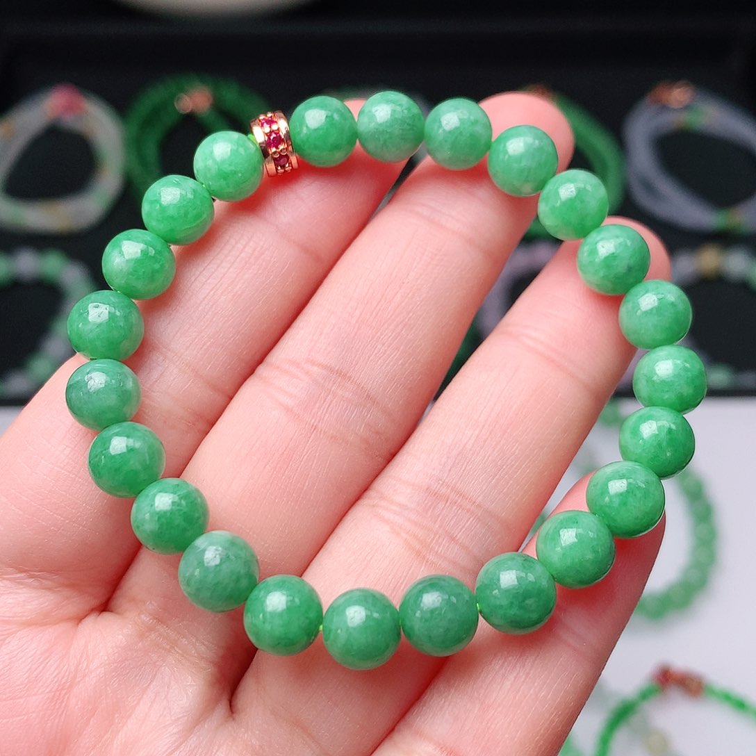 翡翠手链未镶嵌翡翠