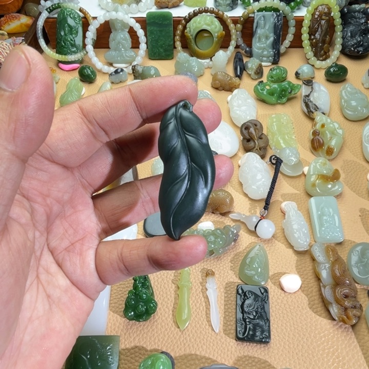 和田玉颈饰未镶嵌慢*奏定制款