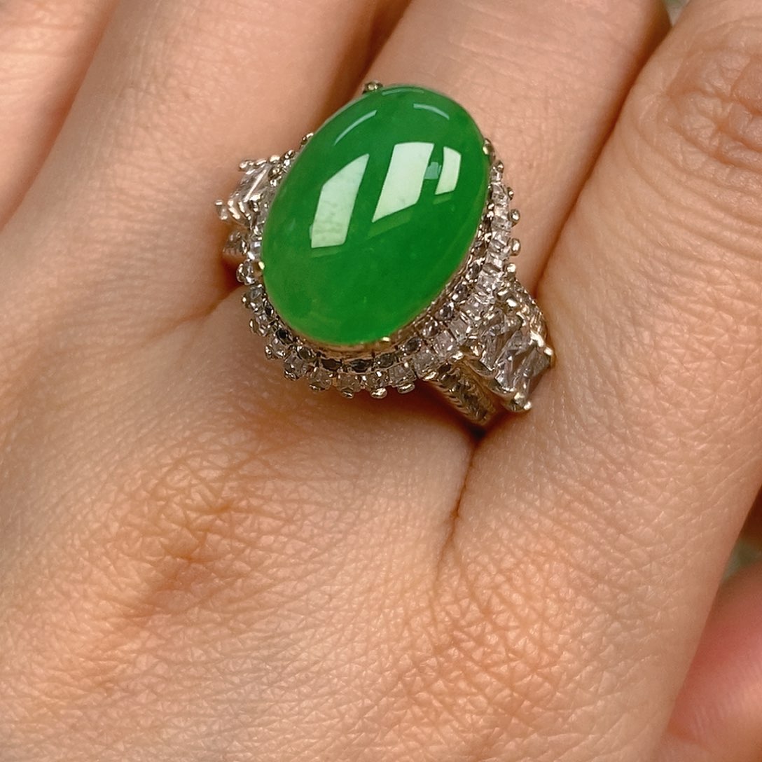 翡翠戒指未镶嵌翡翠