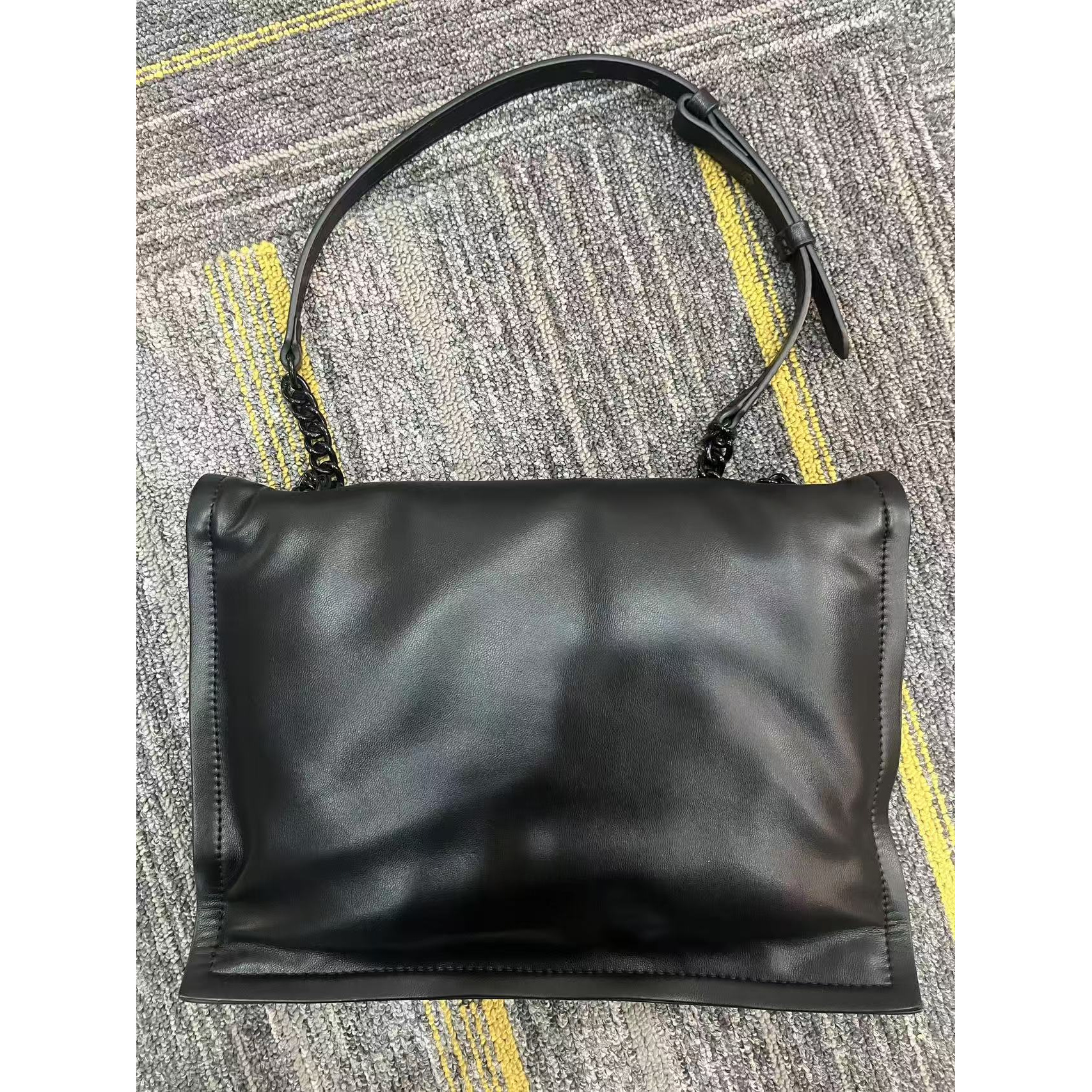 TOLEX2025新款手工时尚百搭枕头女包黑色