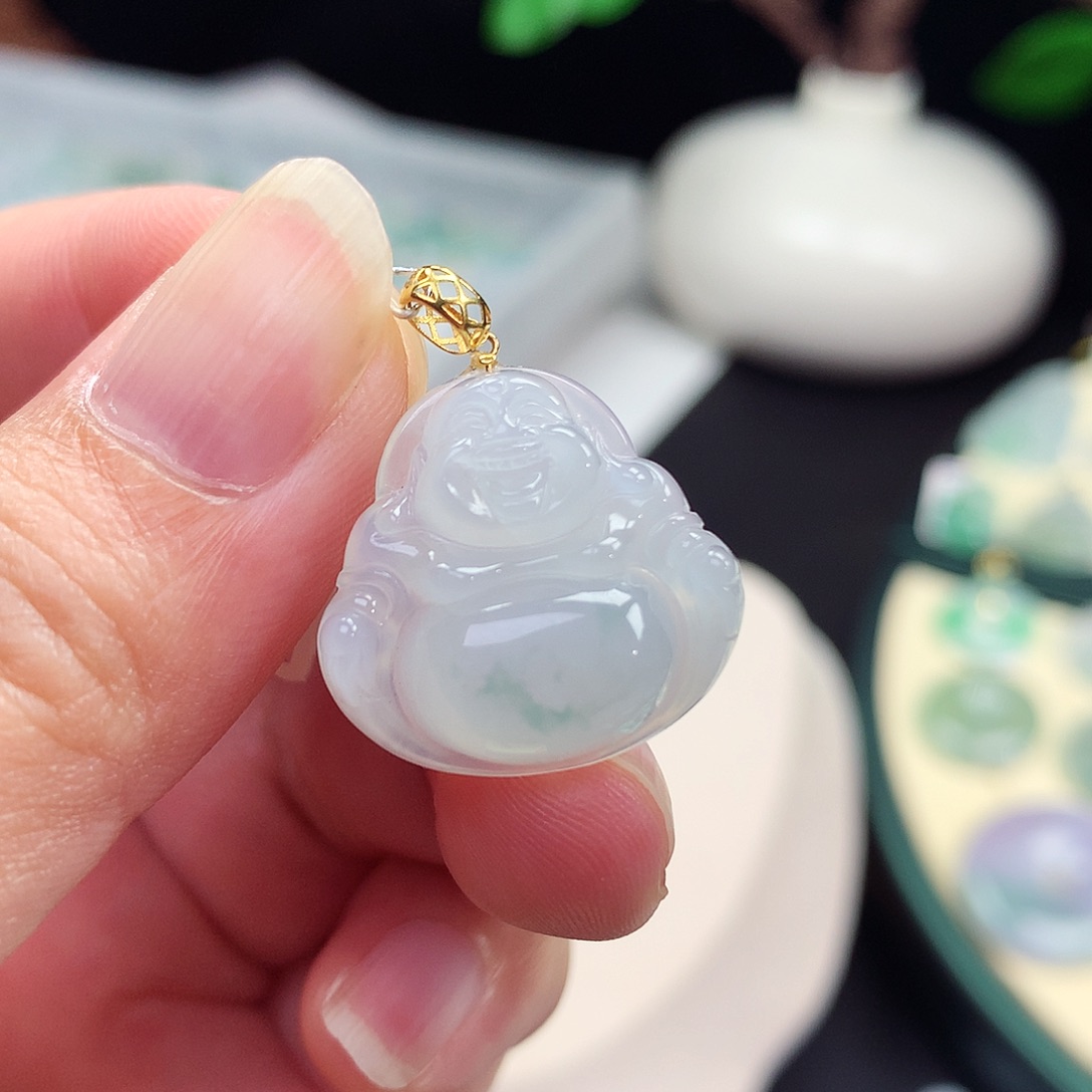 翡翠18K金镶嵌颈饰佛公