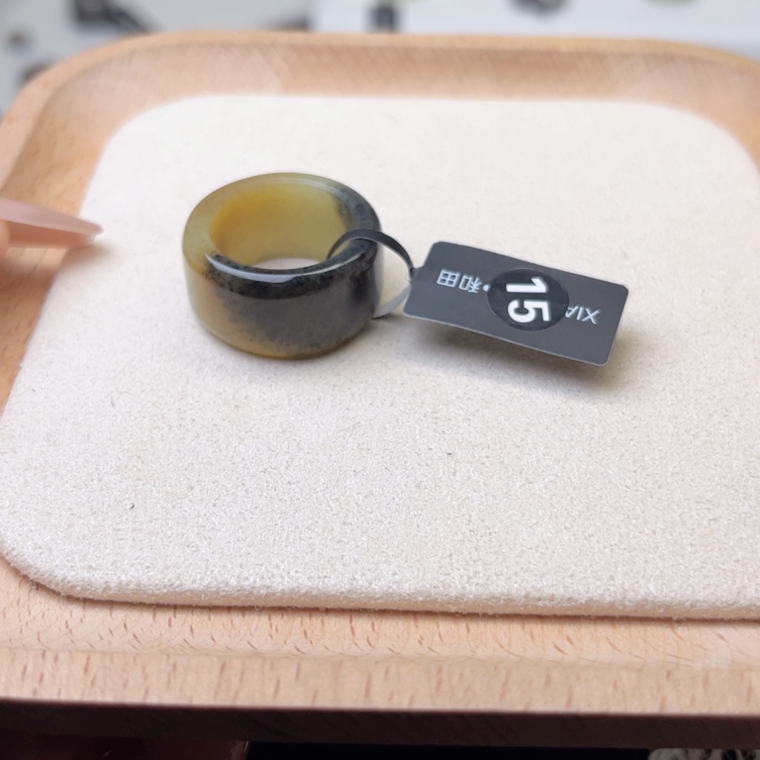 和田玉戒指未镶嵌