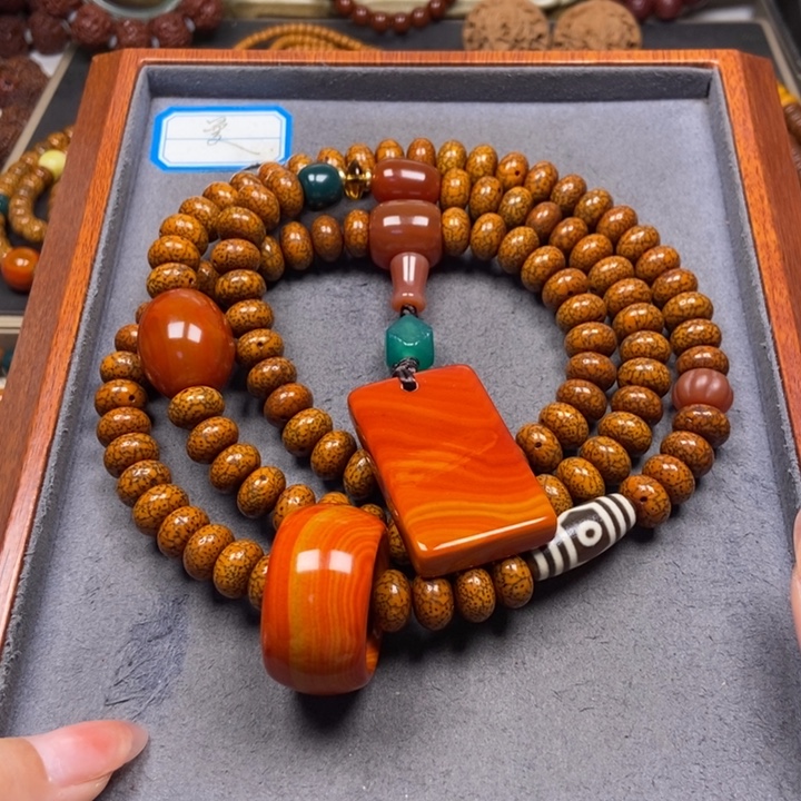 星月菩提吊坠菩提