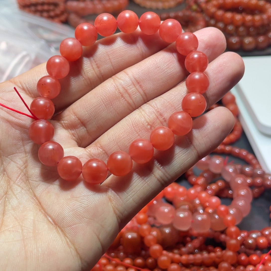 南红玛瑙手链未镶嵌