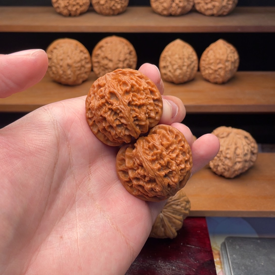 文玩核桃把件3****639毕业苹果园