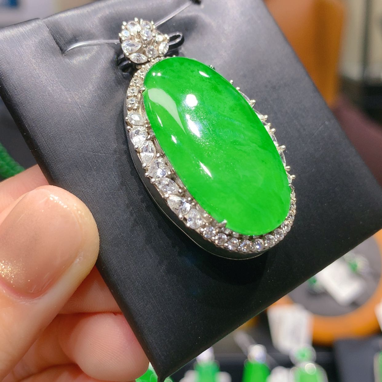 【闪购商品】颈饰银S925镶嵌翡翠4柒姐