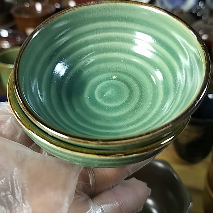 盘瓷片陶瓷杯盘壶碗都有