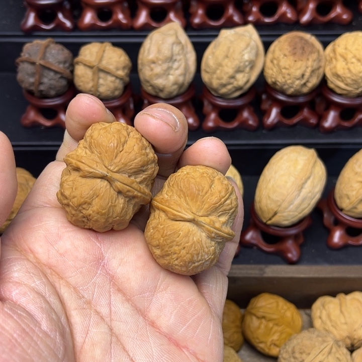 核桃铁核桃至尊元宝9