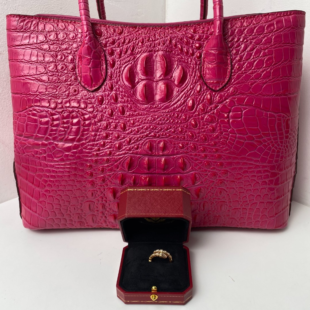 887戒指-时尚优雅设计赠礼盒