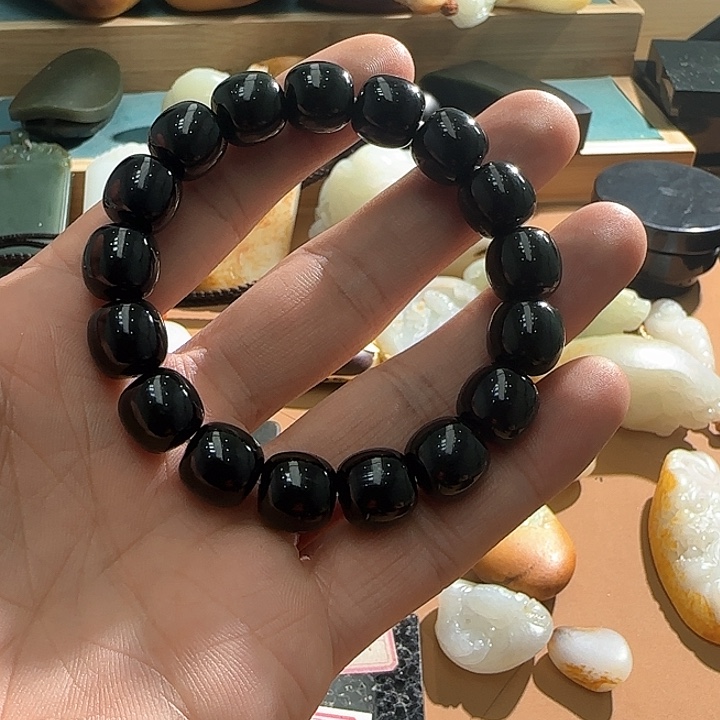 和田玉（糖玉）车挂未镶嵌塔青