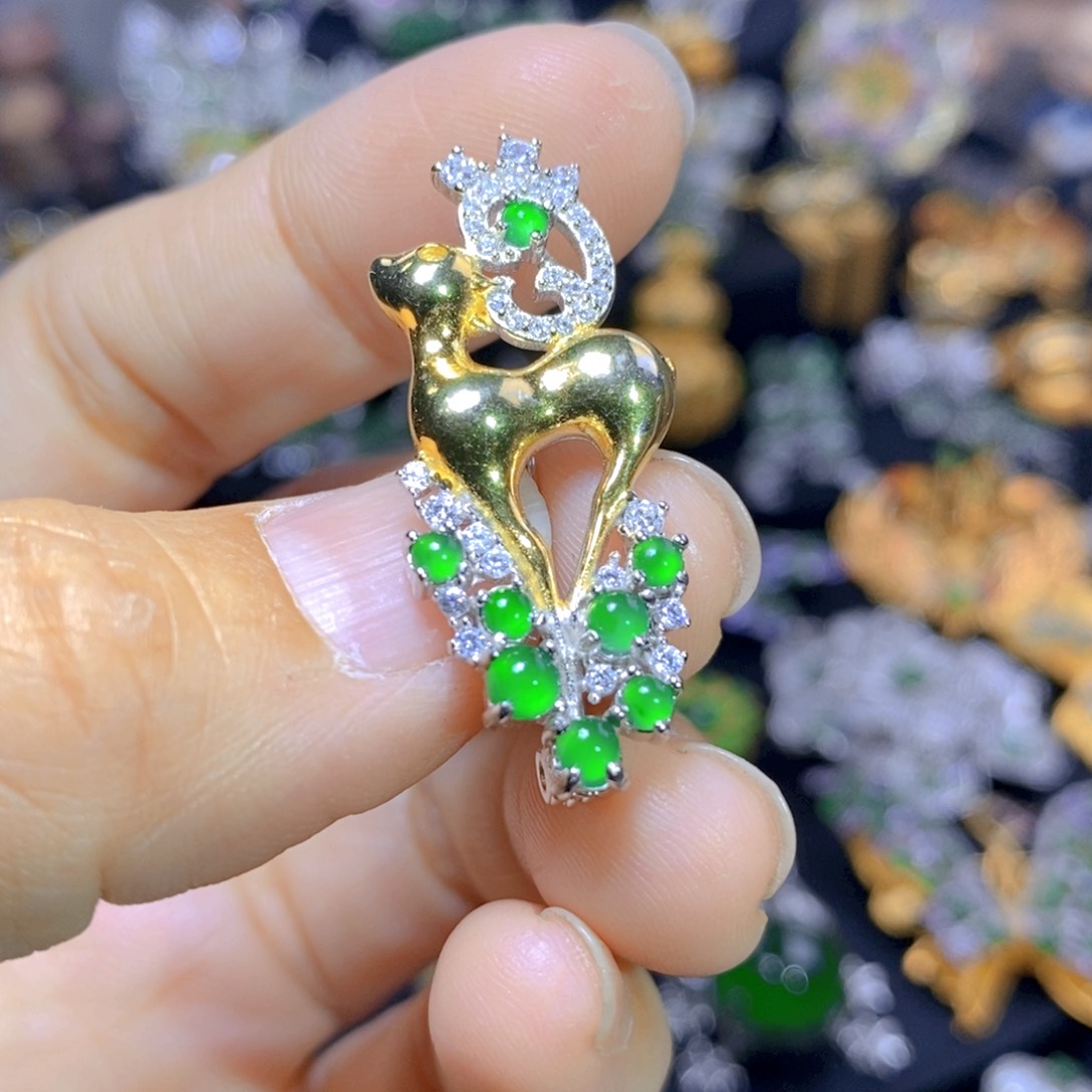 翡翠耳钉银S925镶嵌天然翡翠