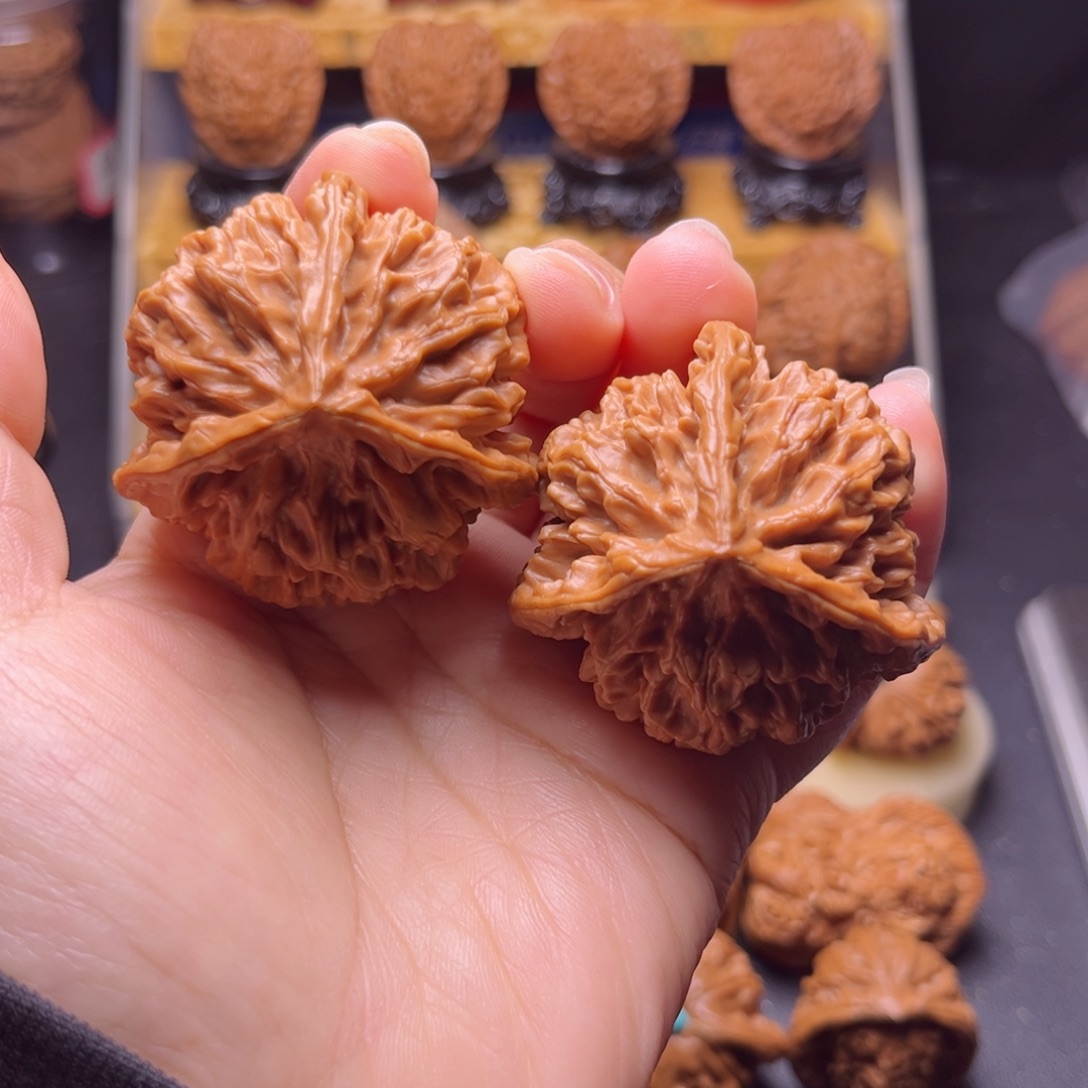 吊坠文玩核桃帝王大奔全品巨重