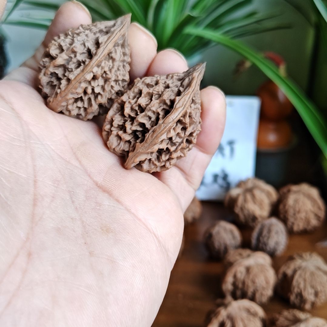 38尺左右，秦岭野生鸡心，骨质狂野，全品无修无黄无裂