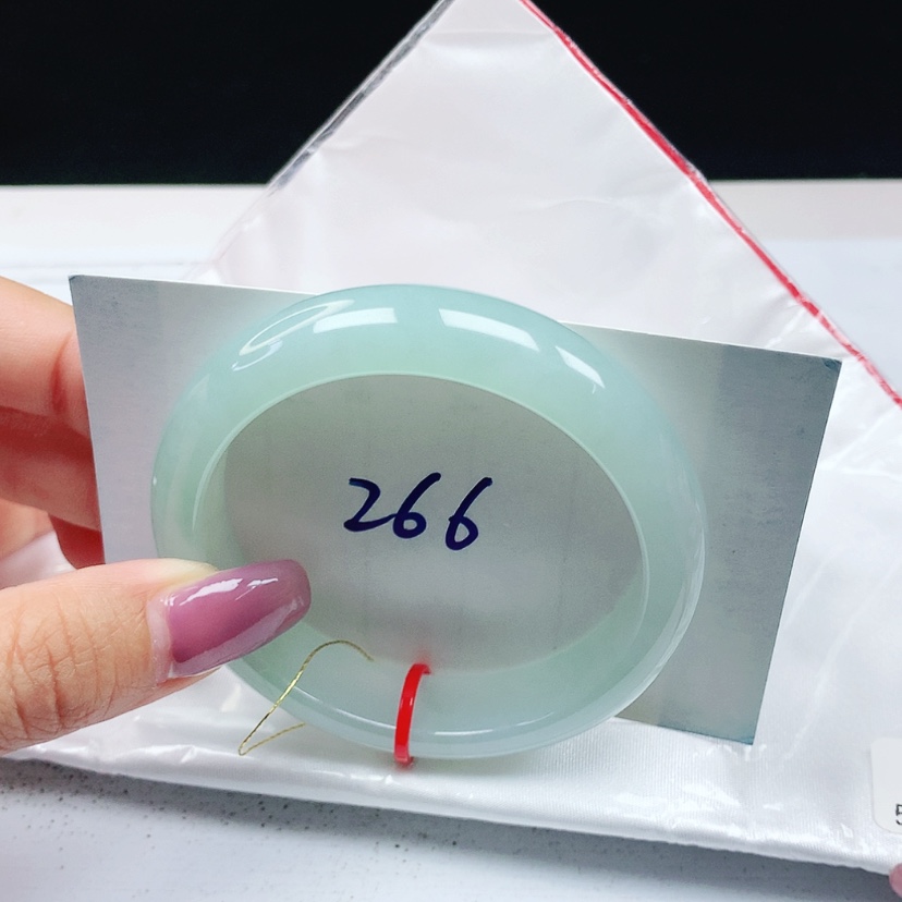 【闪购商品】翡翠手镯未镶嵌 正圈54