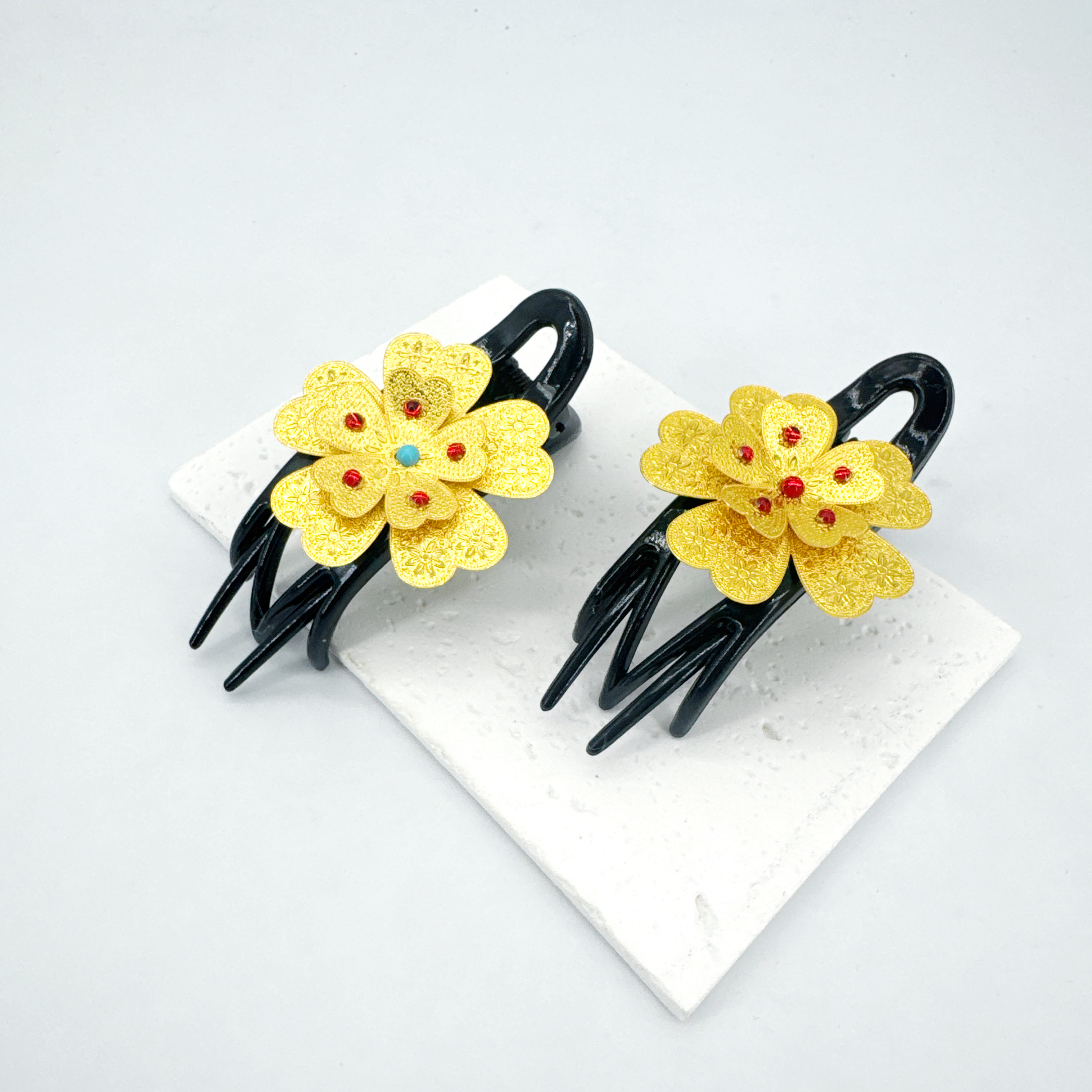 #000525 古法金色发夹饰品轻奢