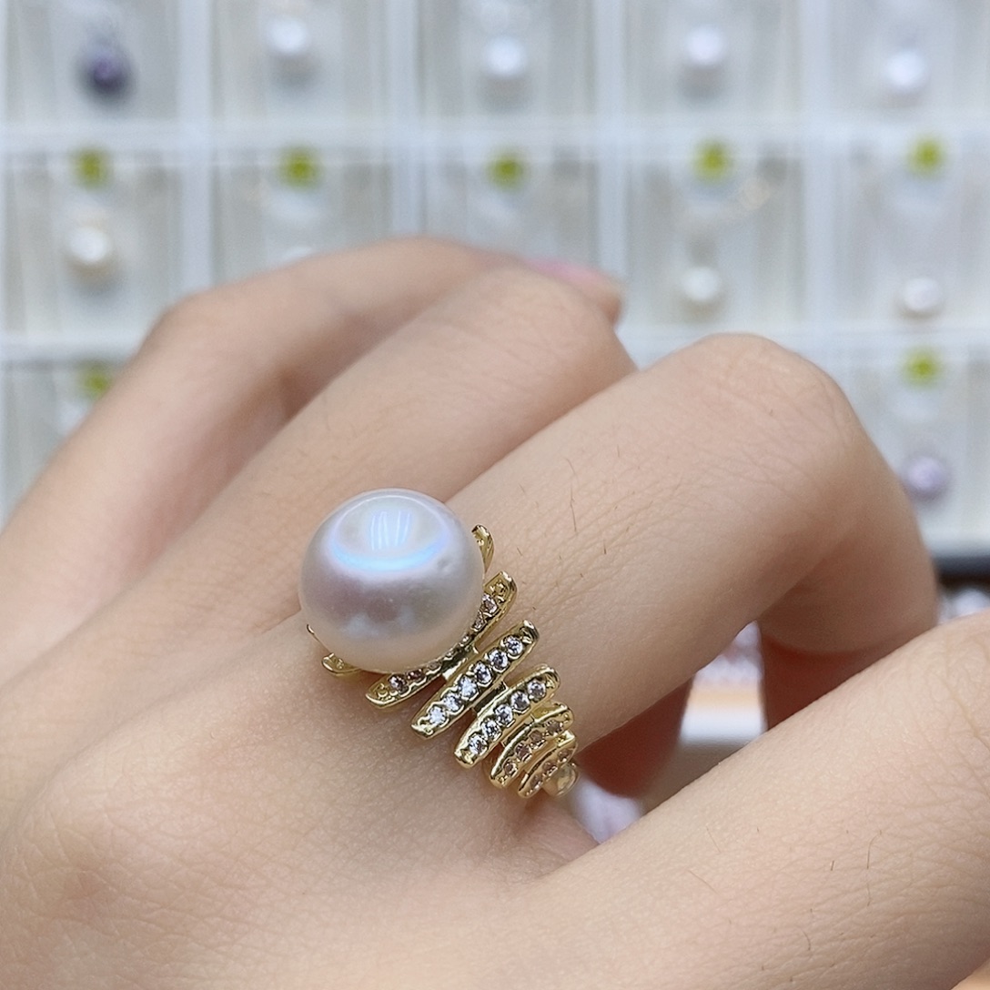 淡水珍珠合金颈饰