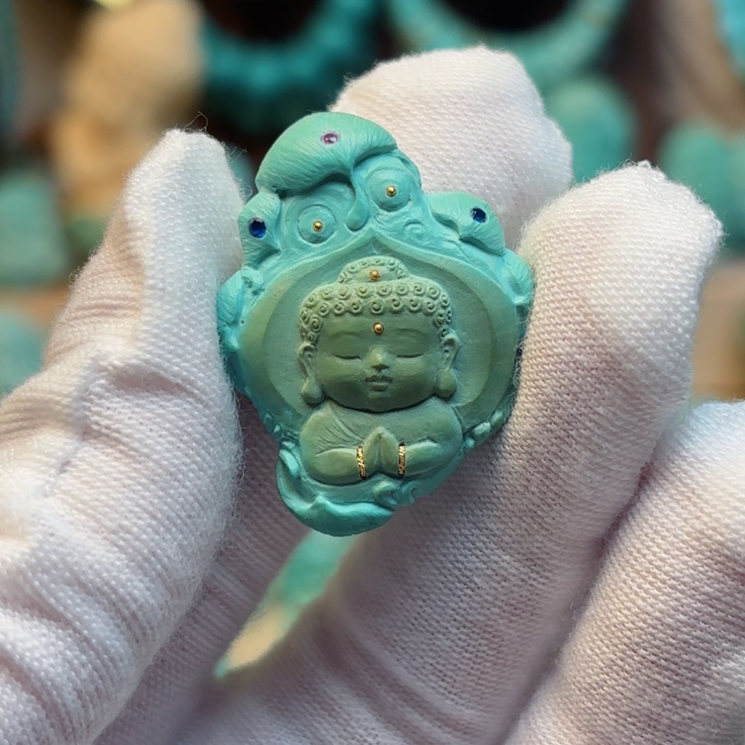 绿松石配饰未镶嵌