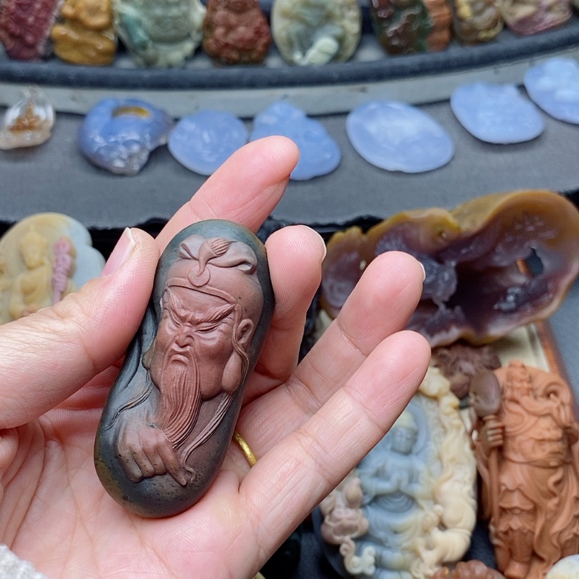 【闪购商品】定制石英质玉吊坠未镶嵌