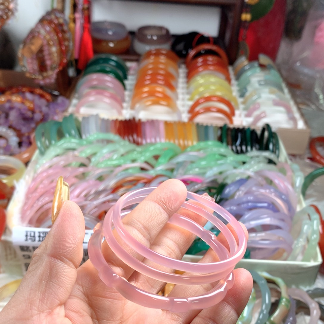 玛瑙/玉髓未镶嵌手镯