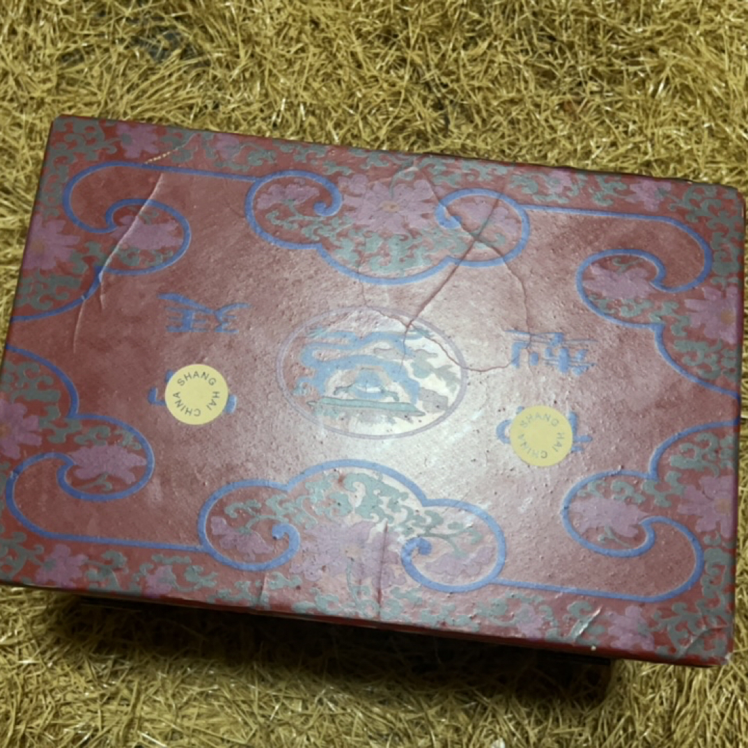 【闪购商品】高端精美红色长方漆盒一件链接