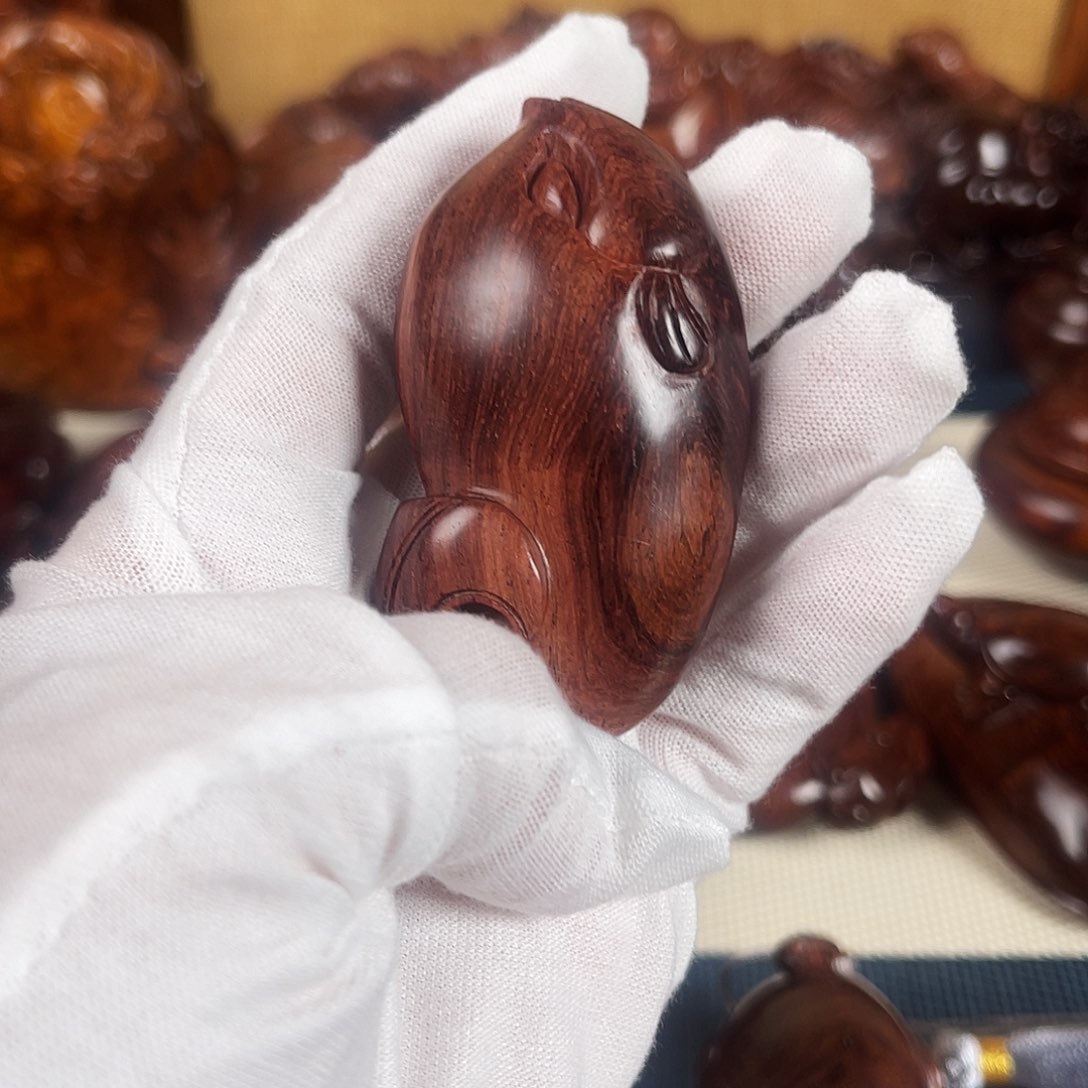 黄花梨/降香黄檀把件把件