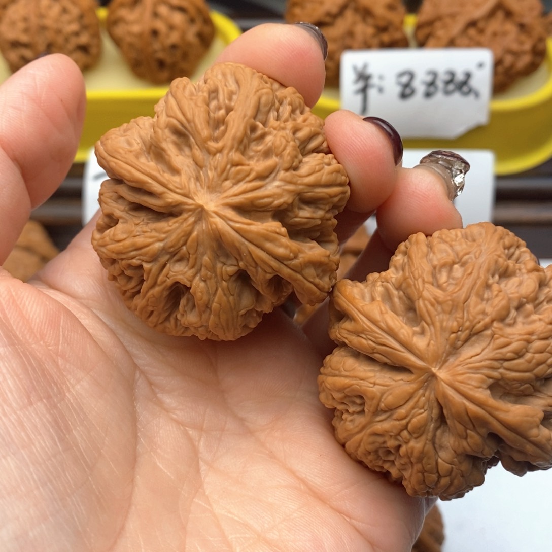 文玩核桃把件45尺球筋