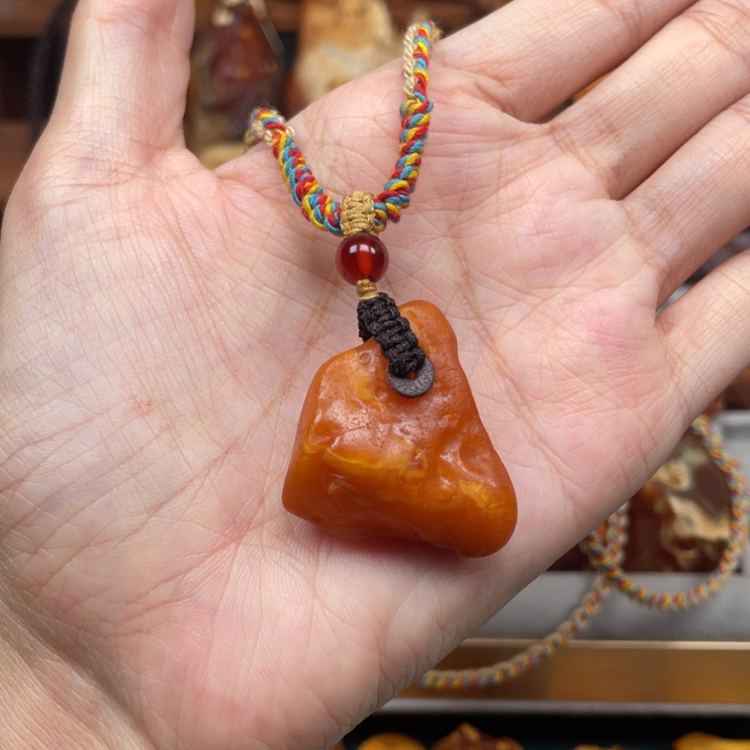 未镶嵌蜜蜡珠宝奇石