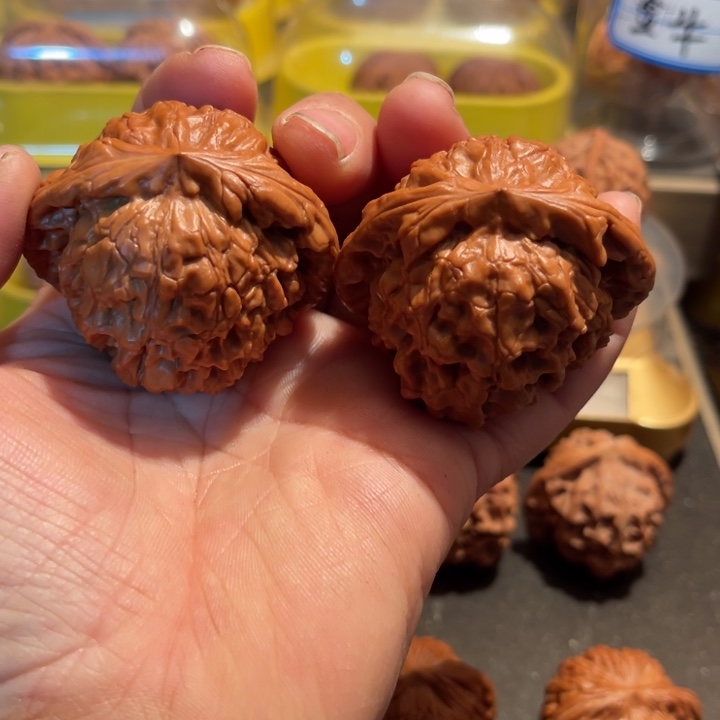 文玩核桃把件全品龙鼎50