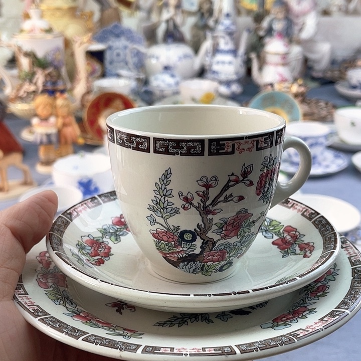 精品欧瓷小房子盘子