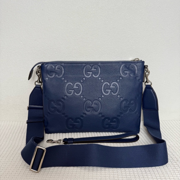 99新 GUCCI/古驰  6010/经典时尚黑色全皮压纹单肩包/可手拿