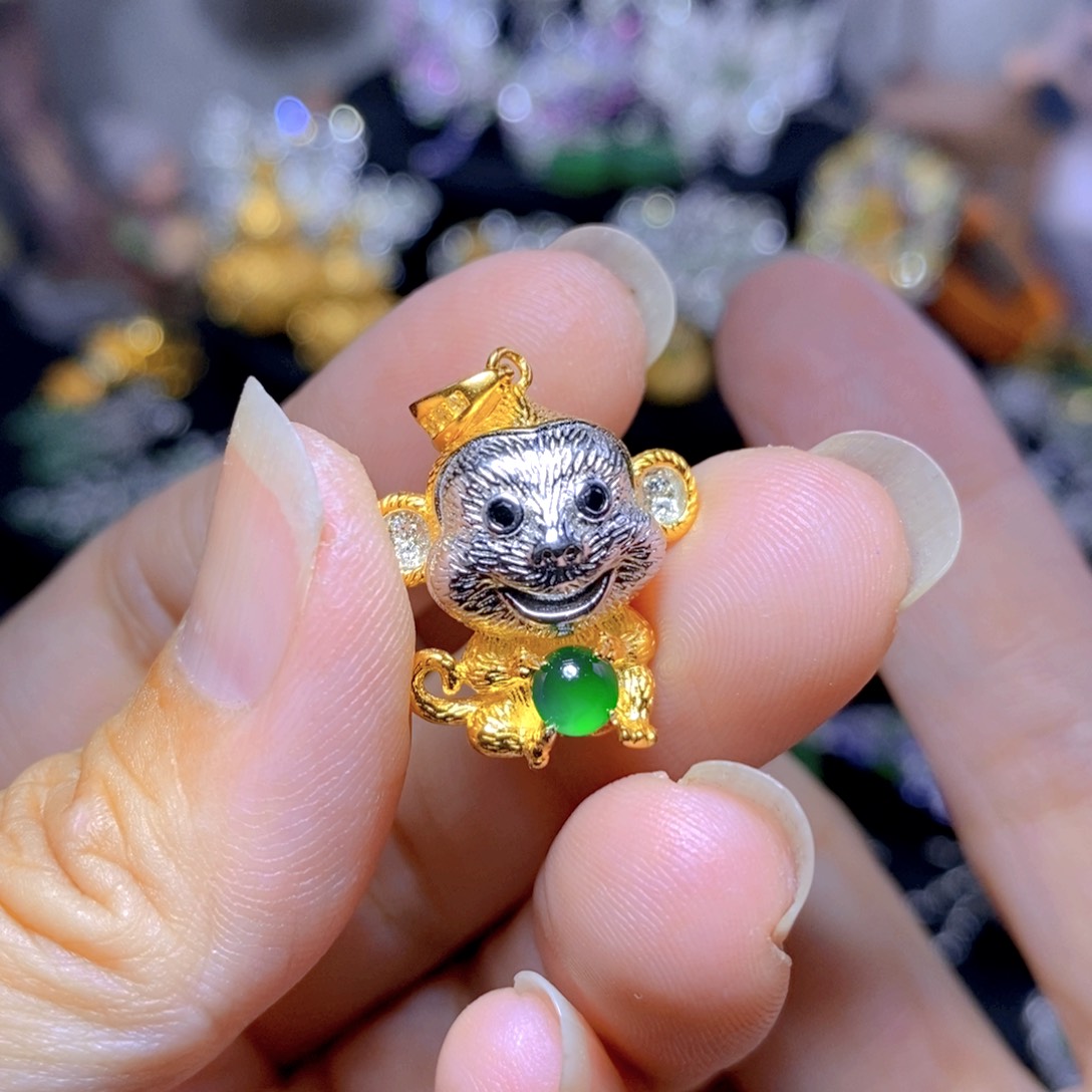 翡翠银S925镶嵌耳饰天然翡翠
