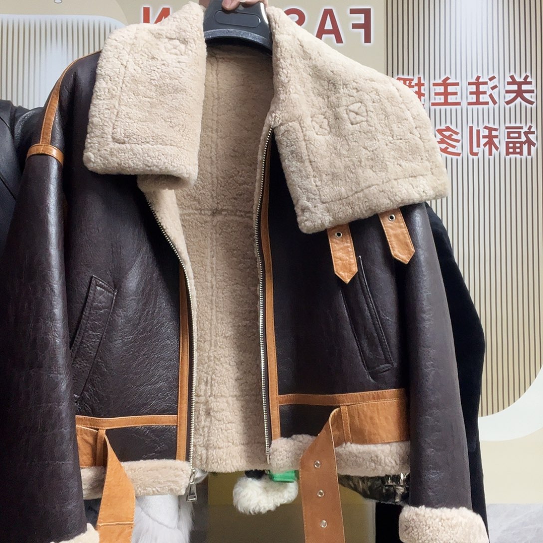 莉莉家时尚女装皮草710