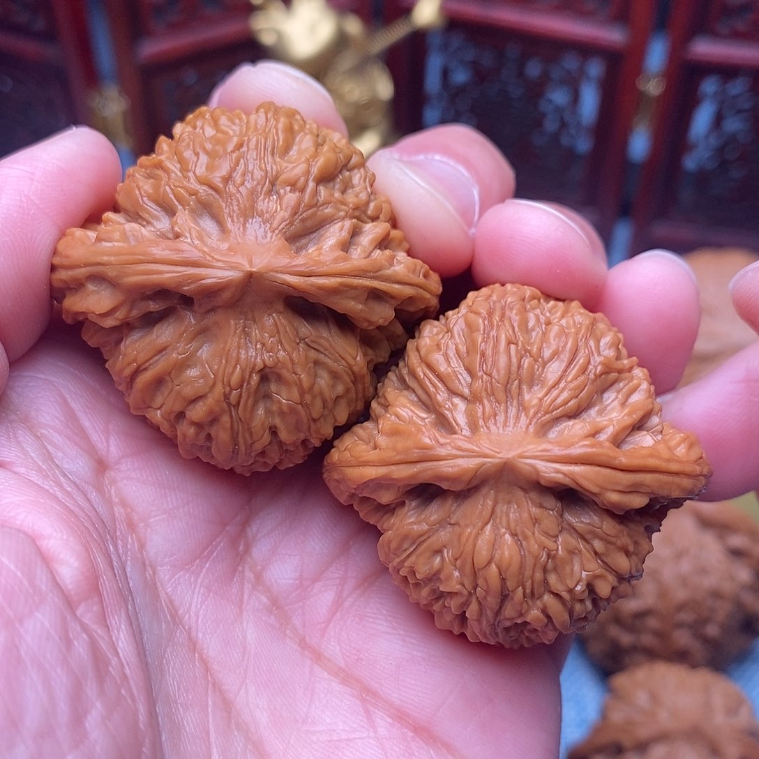 文玩核桃把件毕业全品肉球南疆石39.8尺