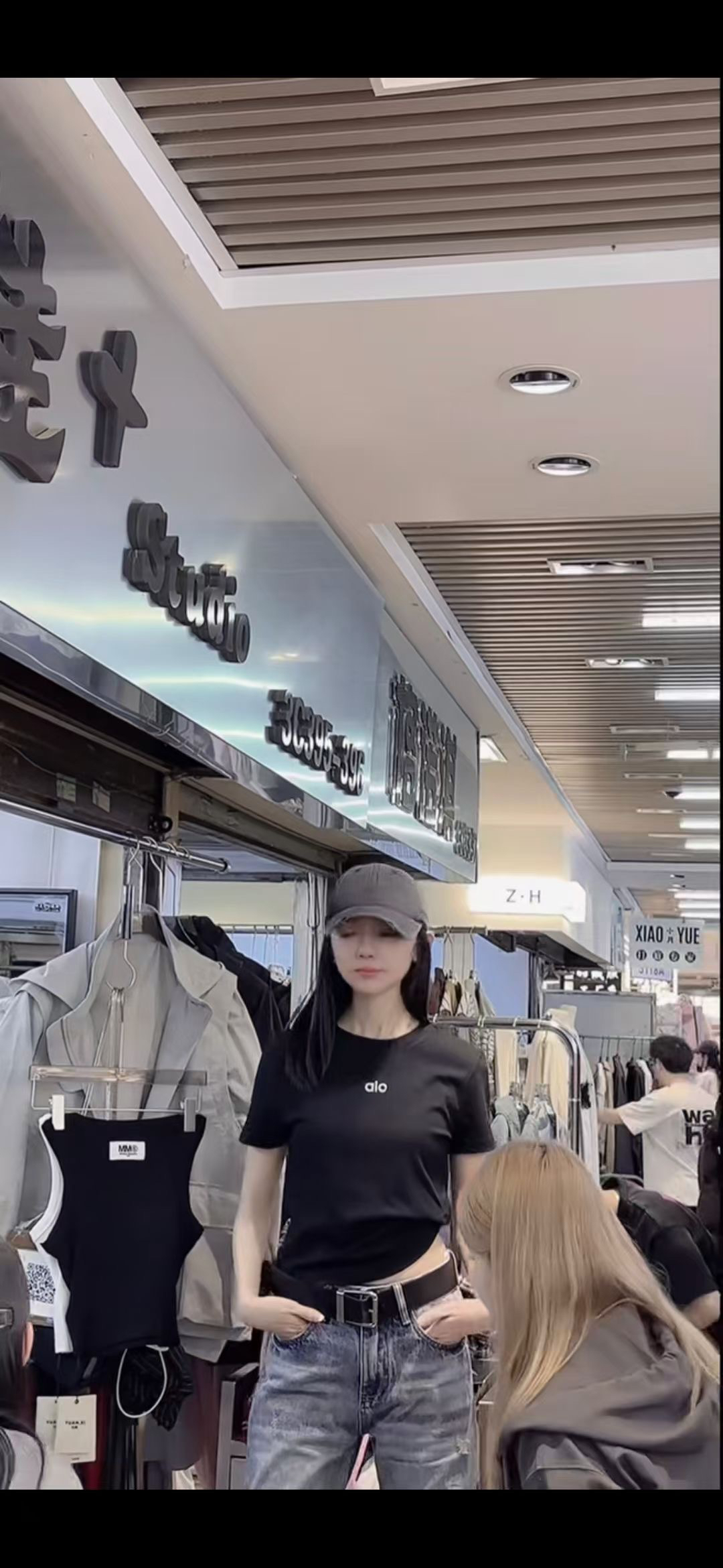 字母半袖显瘦百搭