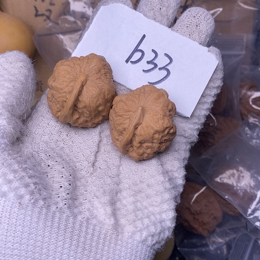 桃核把件?**哥一根筋核桃