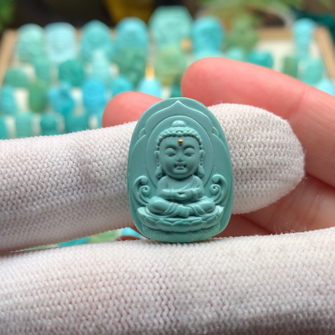 绿松石配饰未镶嵌