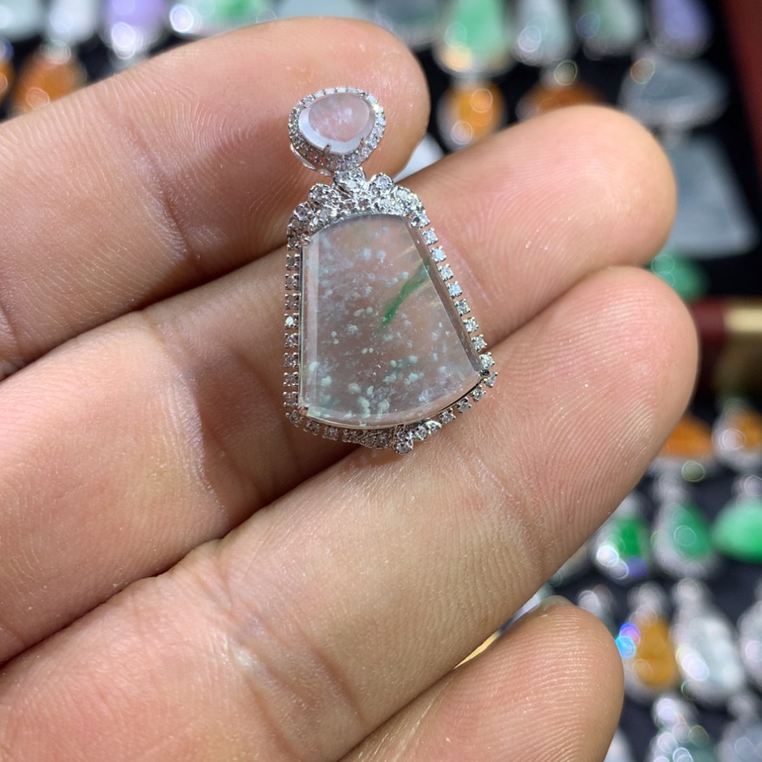 翡翠18K金镶嵌吊坠(不含链)