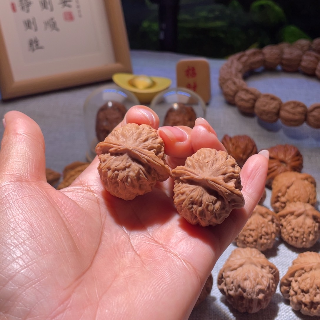 桃核把件简***、全品石门元宝